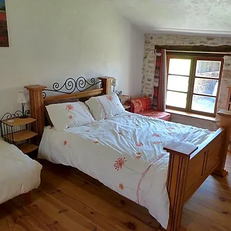 Chatenet Bed & Breakfast