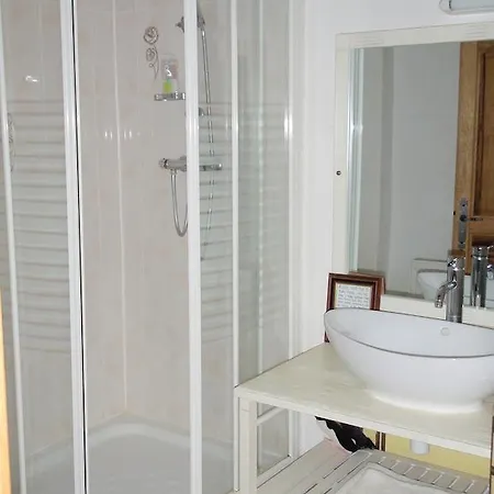 Chatenet Bed & Breakfast 3*