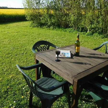 Chatenet Bed & Breakfast 3*