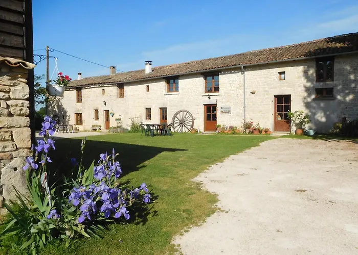 夏特内住宿加早餐旅馆 住宿加早餐酒店 3*