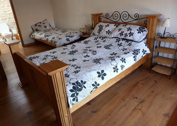 住宿加早餐酒店 夏特内住宿加早餐旅馆 Sauzé-Vaussais