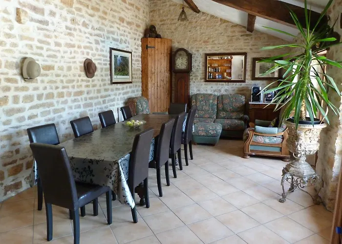 住宿加早餐酒店 夏特内住宿加早餐旅馆 3*