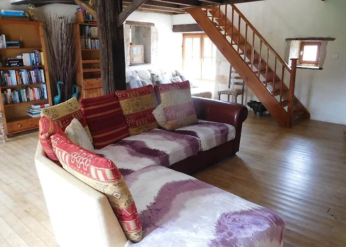 夏特内住宿加早餐旅馆 住宿加早餐酒店 Sauzé-Vaussais