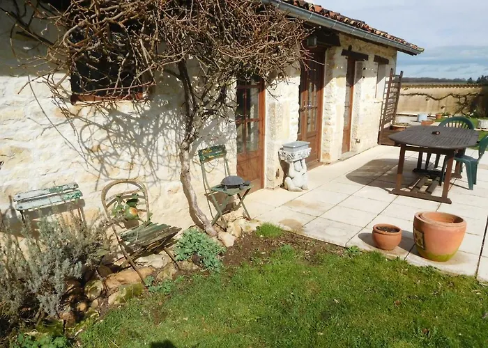 住宿加早餐酒店 夏特内住宿加早餐旅馆 3*