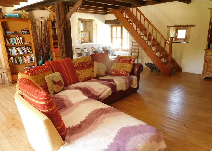 夏特内住宿加早餐旅馆 住宿加早餐酒店 Sauzé-Vaussais